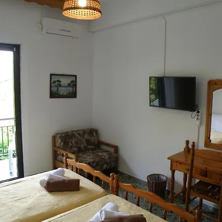 Dimitra Aparthotel 3*