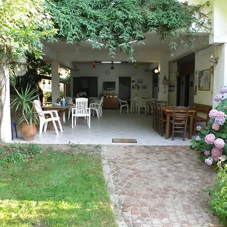 Dimitra Apart Otel Skala Potamia (Thasos)