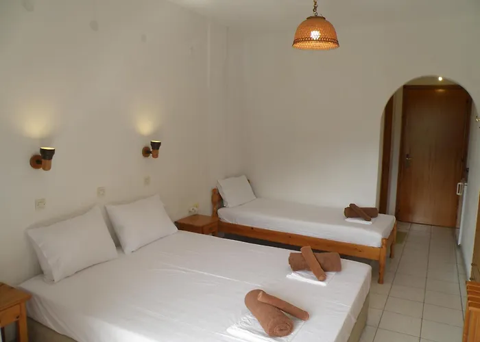 Dimitra סקאלה פוטאמיאס